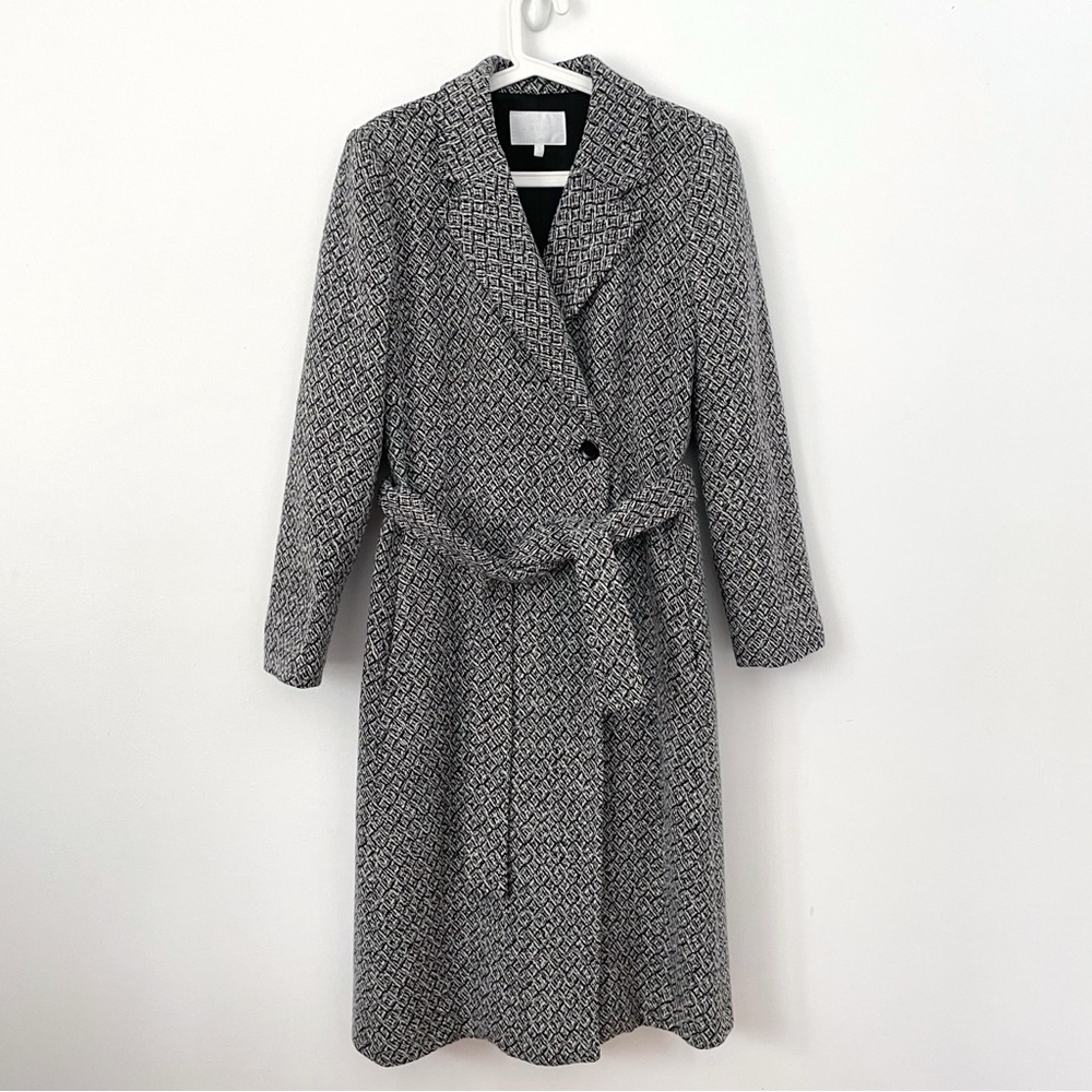 Joseph White & Black Wool Herringbone Coat  size 8 - Picture 4 of 15